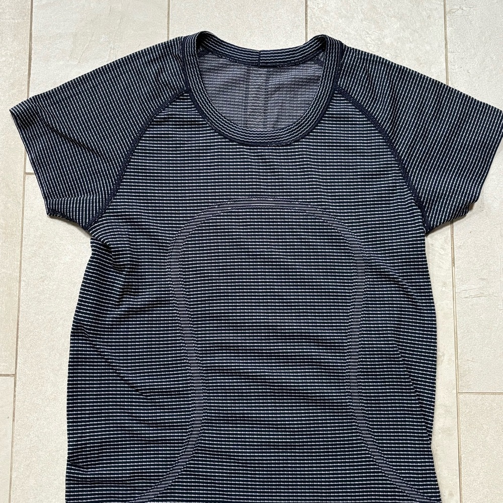 Lululemon Swiftly Tech Short Sleeve